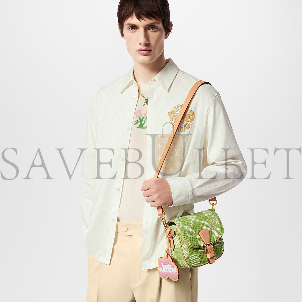 l**is V*t*n montsouris messenger n40665 (20*17*7cm)